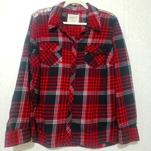 ARIZONA.....Red Plaid Shirt....SIZE:1X JR,PLUS